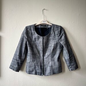 Tahari | Blue and Gray Blazer with Fitted Silhouette | Size Medium